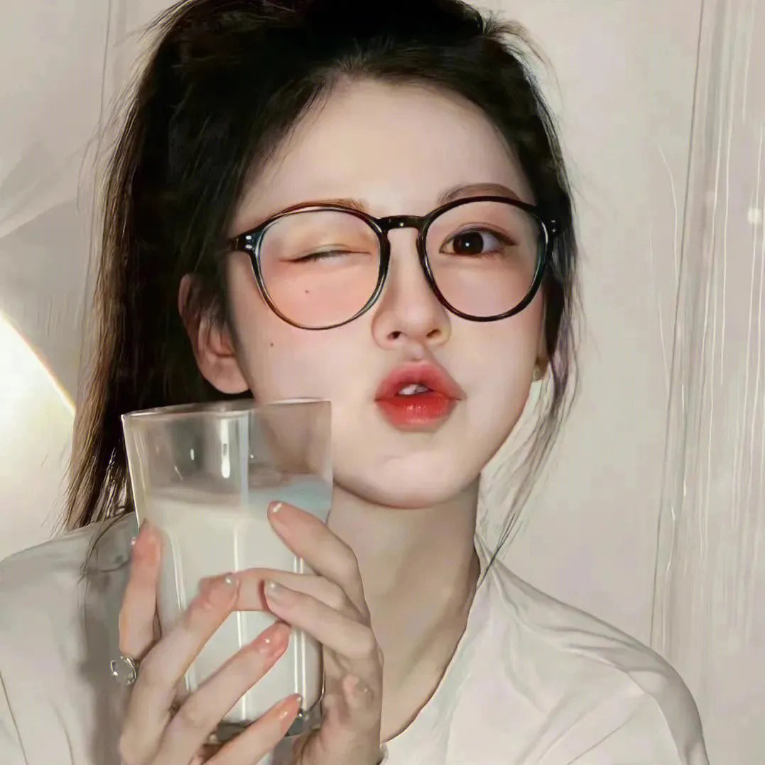 俏如彩蝶飞飞飞